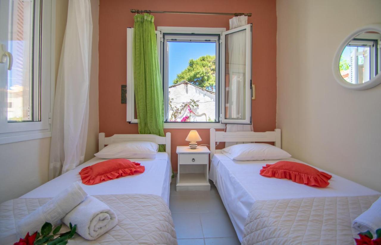 Dora's Tsilivi House A By 