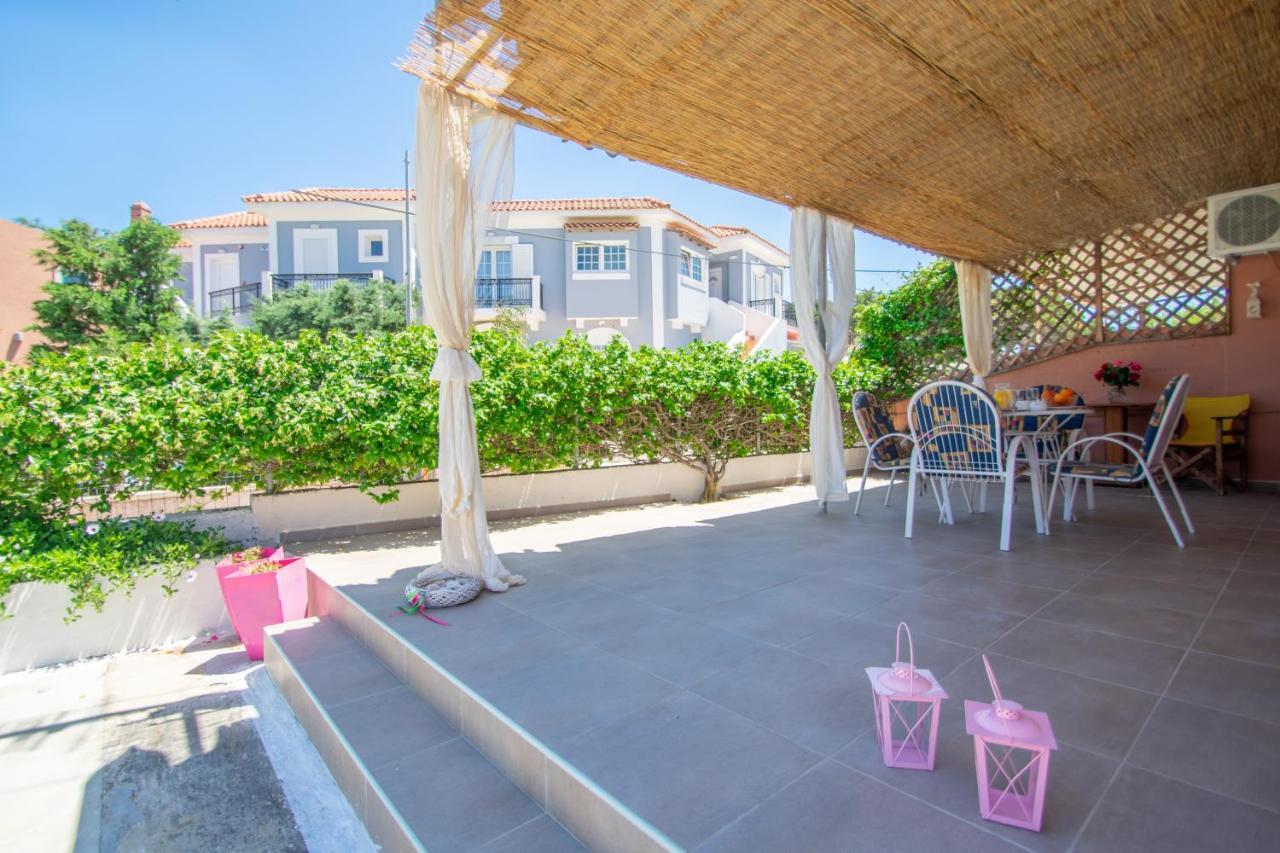 Dora's Tsilivi House A By 